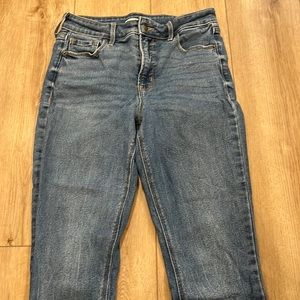 Don’t wear anymore. Only wore a few times